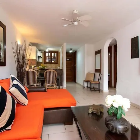 Parque Santiago I 140 - Two Bed On Ground Floor With Wifi Internet * Playa de las Americas (Tenerife)
